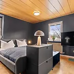 Fuer Bis Zu 6 Personen Mit Terrasse Und Klima *