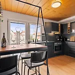 شقة Fuer Bis Zu 6 Personen Mit Terrasse Und Klima *