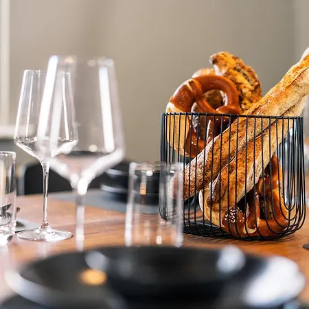 Fuer Bis Zu 6 Personen Mit Terrasse Und Klima * Friedrichshafen