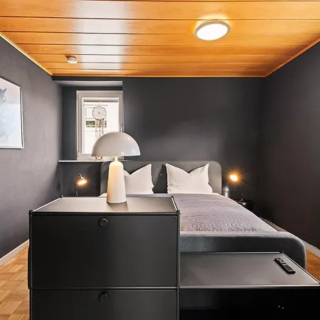 Fuer Bis Zu 6 Personen Mit Terrasse Und Klima Apartment *