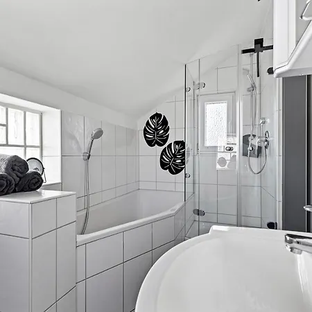 Fuer Bis Zu 6 Personen Mit Terrasse Und Klima * Фридрихсхафен